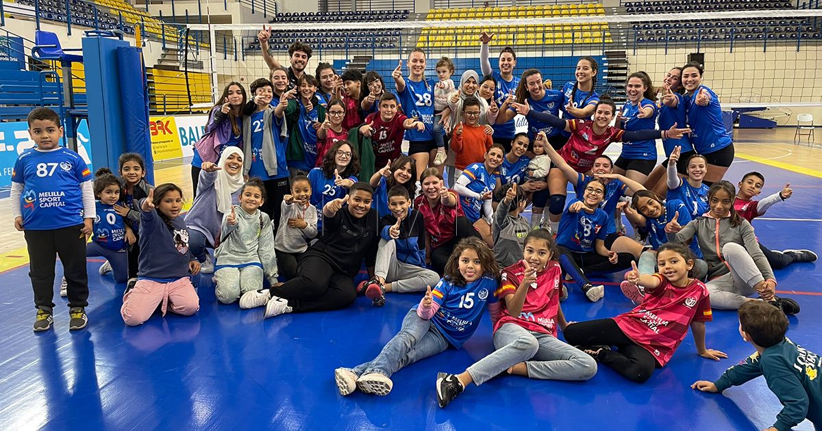 12220202020 El CV Melilla aventaja en cuatro puntos al segundo en su grupo de la Superliga de voleibol