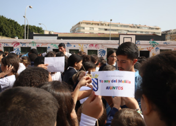 22D 9 1 La UD Melilla revoluciona el CEIP Reyes Católicos