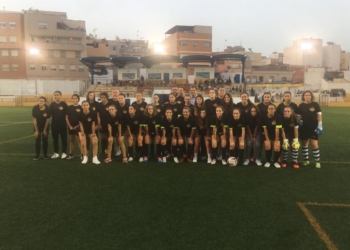 El conjunto femenino del Torreblanca Melilla CF no pudo terminar su encuentro de la Liga Cadete Masculina y que le enfrenta al CD Huracán Melilla.