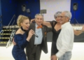 La interprete Gema Sanchez junto a Manuel Palomo Encarnita y Rafael Encuentro de la Asociación de Antiguos Residentes de Alhucemas