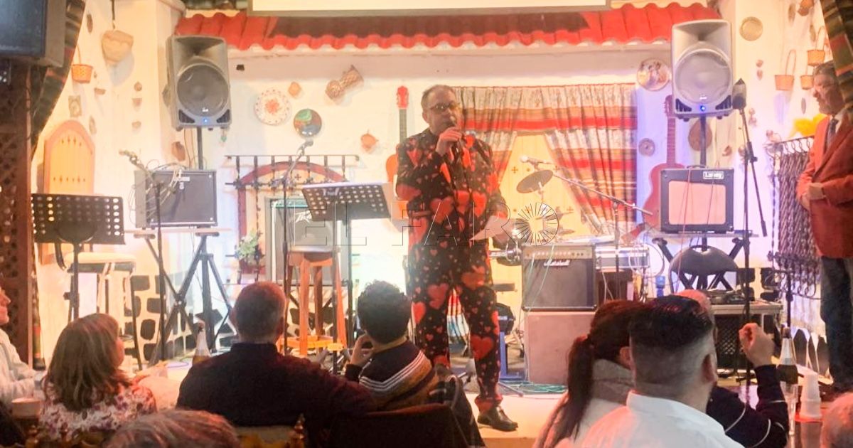 Lectura del Poema Juanjo Florensa San Valentín, en la Asociación Los Cabales
