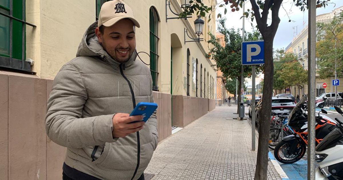 Ligar ¿Los melillenses prefieren ligar por redes sociales o en persona?