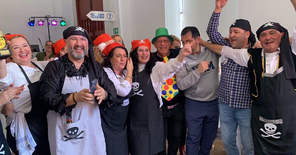 La Asociación Veteranos de la Guardia Civil gana el concurso de paellas de carnaval