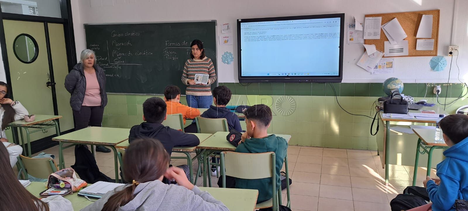 WhatsApp Image 2023 02 13 at 22.49.15 Guelaya ofrece una charla sobre las migraciones climáticas en el IES Juan Antonio Fernández