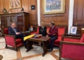 WhatsApp Image 2023 02 23 at 17.31.34 Eduardo de Castro se reúne con Maryana Kasiv y Miguel Serón para conocer las vías de apoyo al pueblo ucraniano