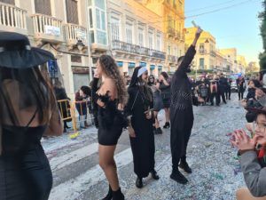 WhatsApp Image 2023 02 26 at 18.47.28 2 Melilla se vuelca con un desfile que da por finalizado "a lo grande" el Carnaval
