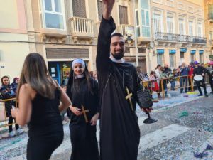 WhatsApp Image 2023 02 26 at 18.47.30 1 Melilla se vuelca con un desfile que da por finalizado "a lo grande" el Carnaval
