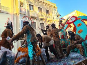 WhatsApp Image 2023 02 26 at 18.48.12 2 Melilla se vuelca con un desfile que da por finalizado "a lo grande" el Carnaval