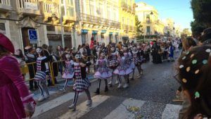 WhatsApp Image 2023 02 26 at 18.48.16 2 Melilla se vuelca con un desfile que da por finalizado "a lo grande" el Carnaval