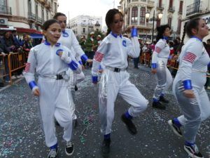 WhatsApp Image 2023 02 26 at 19.00.09 1 Melilla se vuelca con un desfile que da por finalizado "a lo grande" el Carnaval