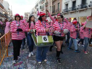 WhatsApp Image 2023 02 26 at 19.03.47 Melilla se vuelca con un desfile que da por finalizado "a lo grande" el Carnaval