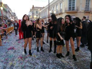 WhatsApp Image 2023 02 26 at 19.12.17 2 Melilla se vuelca con un desfile que da por finalizado "a lo grande" el Carnaval