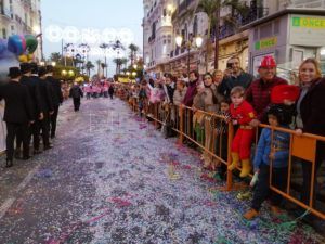 WhatsApp Image 2023 02 26 at 19.17.29 1 Melilla se vuelca con un desfile que da por finalizado "a lo grande" el Carnaval