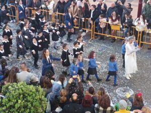 WhatsApp Image 2023 02 26 at 19.17.38 2 2 Melilla se vuelca con un desfile que da por finalizado "a lo grande" el Carnaval