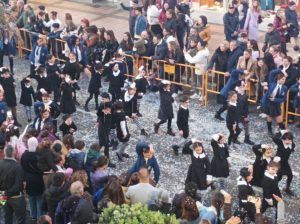 WhatsApp Image 2023 02 26 at 19.17.43 2 Melilla se vuelca con un desfile que da por finalizado "a lo grande" el Carnaval