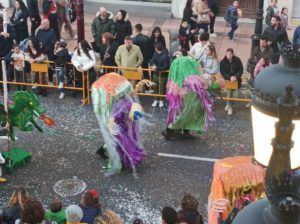 WhatsApp Image 2023 02 26 at 19.17.45 4 Melilla se vuelca con un desfile que da por finalizado "a lo grande" el Carnaval