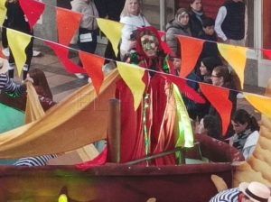 WhatsApp Image 2023 02 26 at 19.17.46 3 Melilla se vuelca con un desfile que da por finalizado "a lo grande" el Carnaval