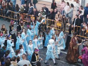 WhatsApp Image 2023 02 26 at 19.17.53 1 2 Melilla se vuelca con un desfile que da por finalizado "a lo grande" el Carnaval