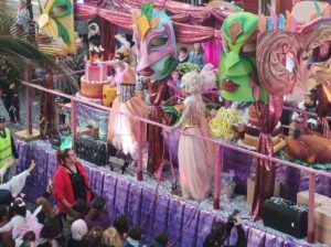 WhatsApp Image 2023 02 26 at 19.17.53 Melilla se vuelca con un desfile que da por finalizado "a lo grande" el Carnaval