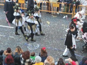 WhatsApp Image 2023 02 26 at 19.17.54 3 Melilla se vuelca con un desfile que da por finalizado "a lo grande" el Carnaval