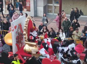 WhatsApp Image 2023 02 26 at 19.18.01 1 1 Melilla se vuelca con un desfile que da por finalizado "a lo grande" el Carnaval