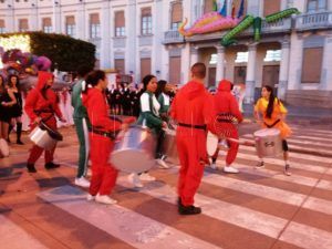 WhatsApp Image 2023 02 26 at 19.27.21 1 Melilla se vuelca con un desfile que da por finalizado "a lo grande" el Carnaval