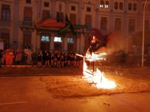 WhatsApp Image 2023 02 26 at 19.36.11 Melilla se vuelca con un desfile que da por finalizado "a lo grande" el Carnaval