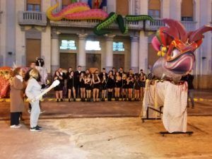 WhatsApp Image 2023 02 26 at 19.36.43 Melilla se vuelca con un desfile que da por finalizado "a lo grande" el Carnaval