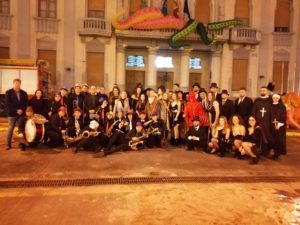 WhatsApp Image 2023 02 26 at 19.44.37 Melilla se vuelca con un desfile que da por finalizado "a lo grande" el Carnaval