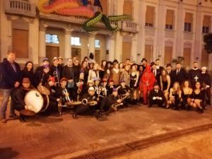 WhatsApp Image 2023 02 26 at 19.44.37 copia Melilla se vuelca con un desfile que da por finalizado "a lo grande" el Carnaval