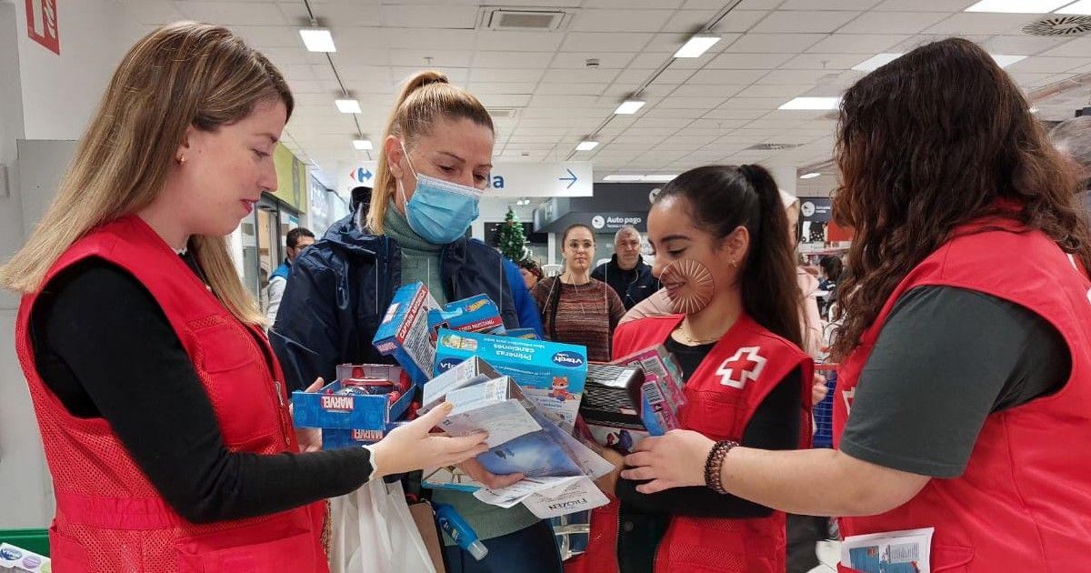 cruzroja Cruz Roja reparte 198 juguetes a familias en extrema vulnerabilidad de Melilla