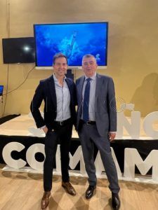 2. Cristobal Sanchez y David Meca en los 31 años de Comamel La Cooperativa de Maestros reconoce a Clece por sus valores
