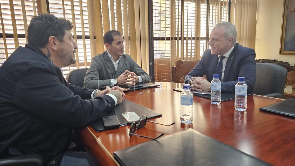 7e04c5da e45c 44ec a9dc 2e11f0755ba8 Apretada agenda de Bussian con presidentes nacionales