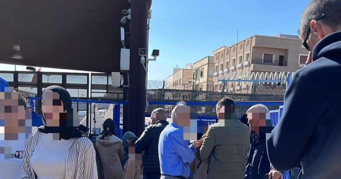 Colas en la frontera e1679422529342 El corralito de Melilla