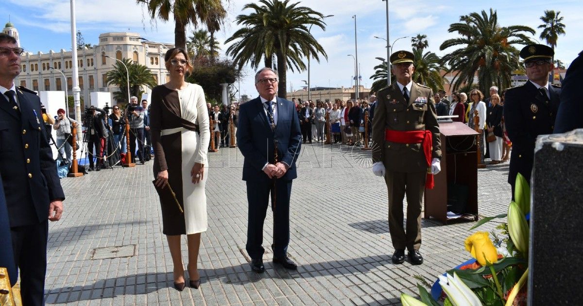 Sabrina Moh PP y Vox hacen el vacío al Gobierno en el Día del Estatuto de Autonomía