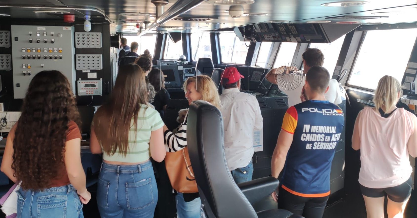 Visita al Buque Rayo e1680105595439 Visita al buque de acción marítima Rayo