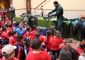 WhatsApp Image 2023 03 15 at 13.33.01 La Comandancia de la Guardia Civil recibe la visita de alumnos del CEIP León Solá