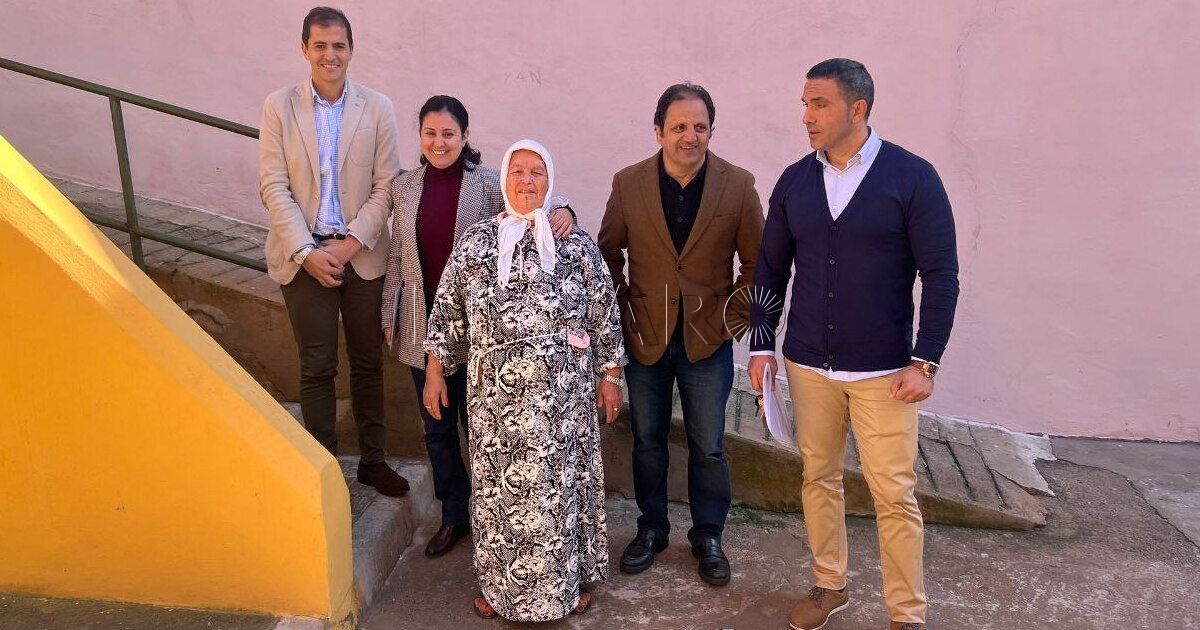 photo1675593336 2 copia Medio Ambiente presenta la instalación de dos fuentes en la Cañada por 260.000 euros