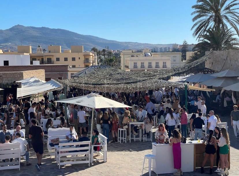 16 1 1 La Plaza de Armas se cambia al "tardeo"