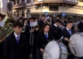 23 El Cristo de la Paz abre las procesiones en la carrera oficial