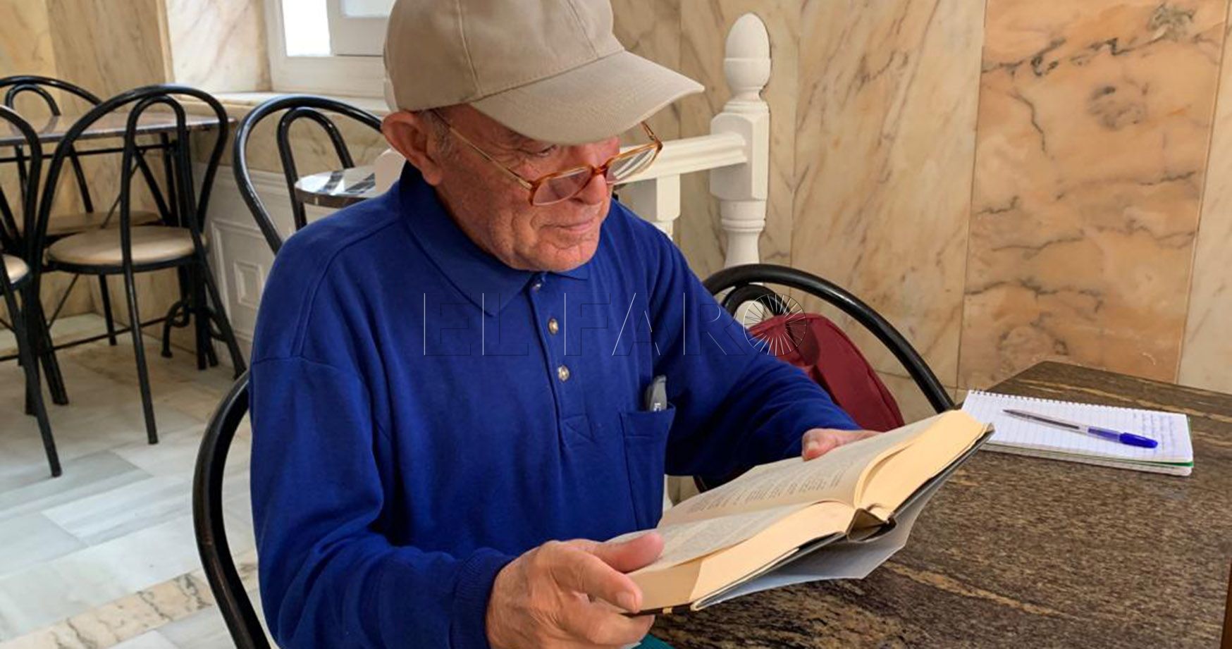 Libro Espacios de Melilla donde leer y tomar un café o hacer la compra