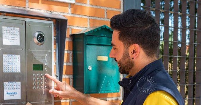 Reparto e1681400431531 Correos publica la lista final de admitidos para cubrir 9 puestos de trabajo fijos en Melilla