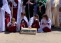 WhatsApp Image 2023 04 09 at 15.45.59 María Santísima del Rocío y Jesús Resucitado emocionan a Melilla en su encuentro