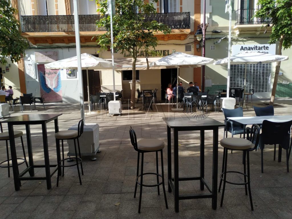 WhatsApp Image 2023 04 16 at 18.29.35 ¿Se llenan las terrazas en Melilla? Hosteleros y clientes no se ponen de acuerdo