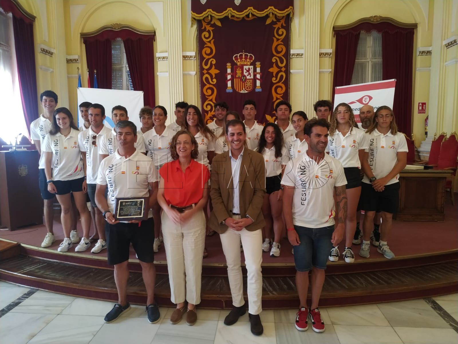 1 11 La Ciudad Autónoma recibe al equipo nacional de SupRace de larga distancia