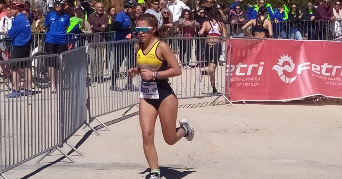 112121212 Un centenar de participantes tendrá el Acuatlón TriMelilla 2023