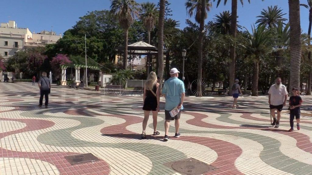 21 1 Más viajes, pero menos gasto para cerrar 2022: el turismo en Melilla, en datos