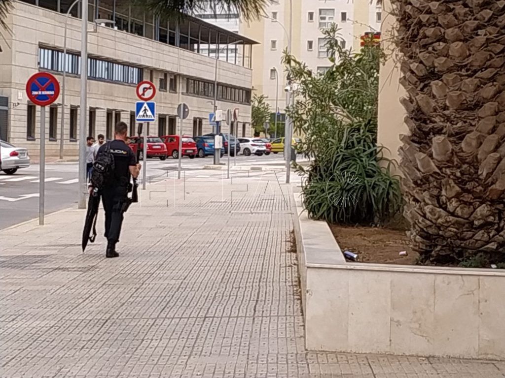 3 9 Mucho movimiento en la Jefatura de Policía por los registros relacionados con la compra de votos