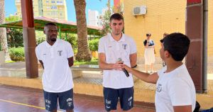 9 El Melilla BC visita el CEIP Velázquez