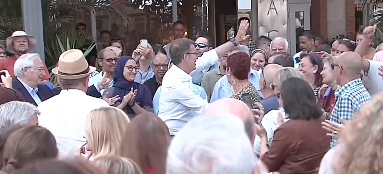 Captura de pantalla 2023 05 05 a las 15.07.49 Feijóo, recibido entre aplausos y gritos de "presidente" durante su visita a Melilla